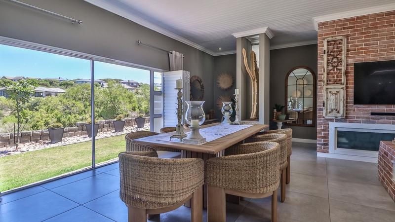 5 Bedroom Property for Sale in Num Num Cape Estate Western Cape